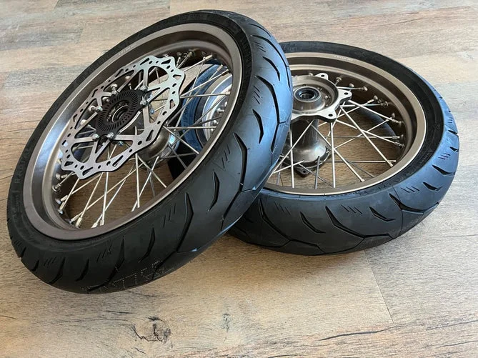 Storm Bee Supermoto Wheel Kit